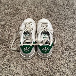 Stan smith sneakers.